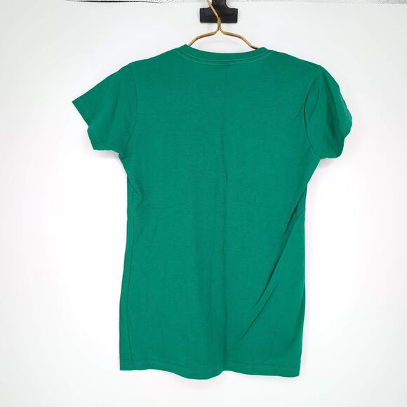 Crown Royal Regal Apple Bright Green Graphic Women's T-Shirt/Tee - Size M - GUC - Picture 2 of 10